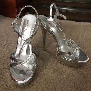 Brand new silver heels size 7